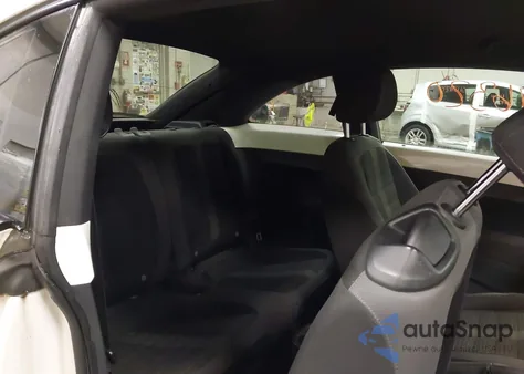 2012 Volkswagen Beetle 2.0T Turbo Launch Edition from USA, damaged, VIN 3VWVA7AT3CM604306